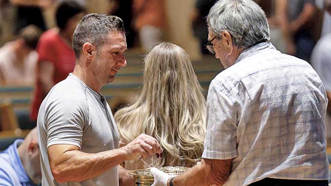 Crossroads Serving Teams

ENGAGE IN GOD'S MISSION BY SERVING YOUR CHURCH FAMILY.

Join a Church Serving Team and engage in God's mission by serving your church family here at Crossroads. Feel free to show interest in any Serving Team...
