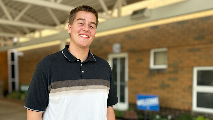 Easton Perkins
Ministry Leadership Intern
812-518-1424


